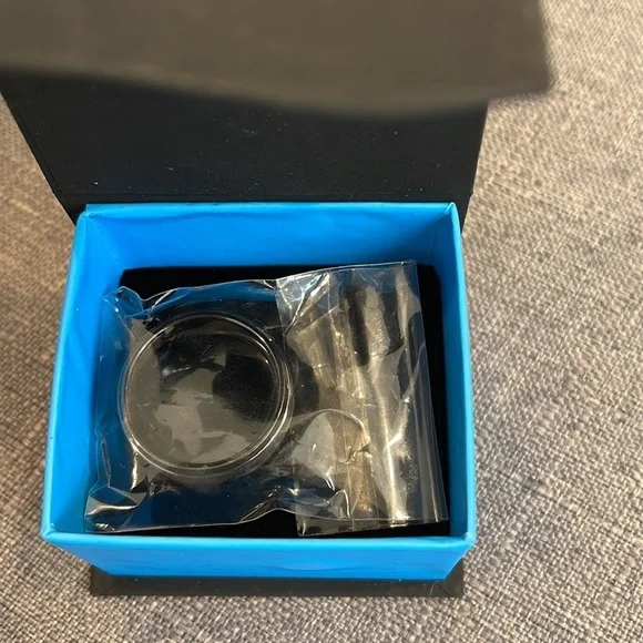 NWT Mens Dark Grey Wedding Band (Gunmetal)